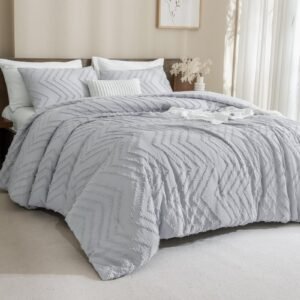 THEATERCRAFT Queen Comforter Set Beige Comforters